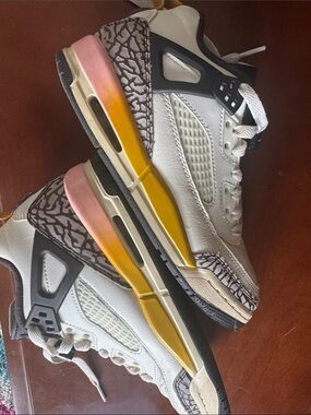 Jordan Spizike Kids White, Black, Pink, Yellow Gradient Sneakers